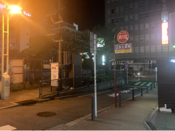 横浜西口の夜